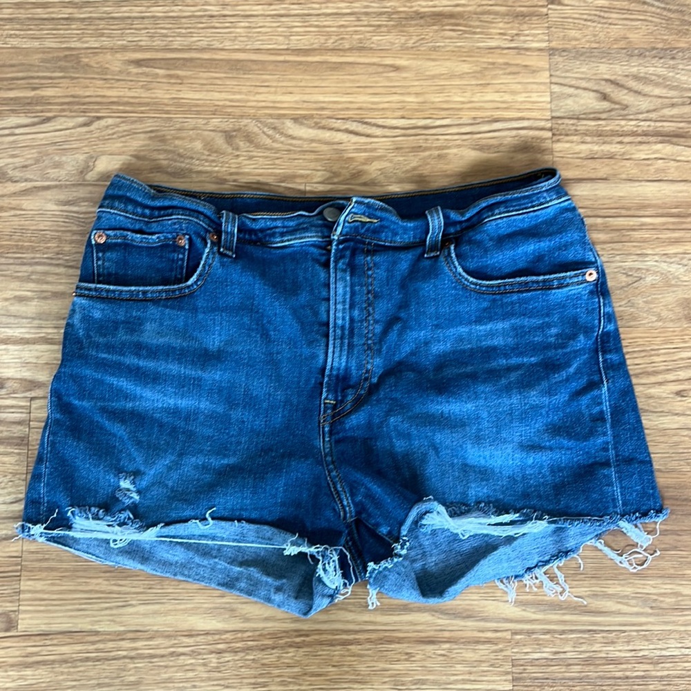 Levi’s Strauss Jean Shorts Size 32